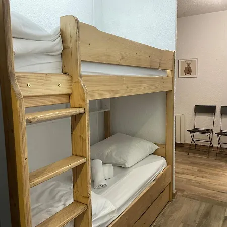 Appartement Skis Aux Pieds - 9 Personnes -