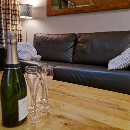 Skis Aux Pieds - 9 Personnes - Appartement